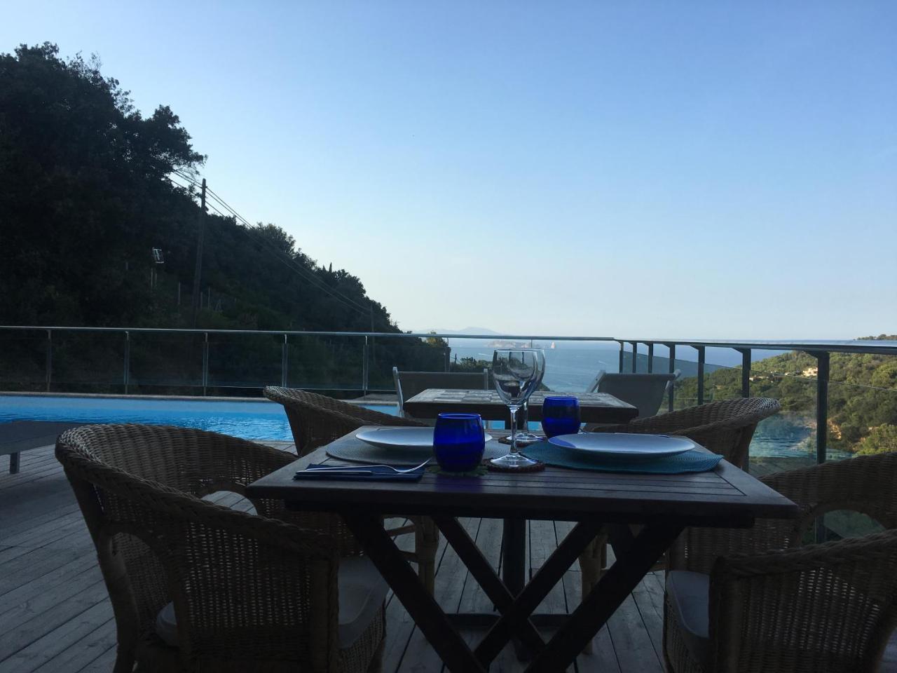 Es Cel De Begur Hotel ภายนอก รูปภาพ